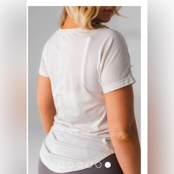 Vitality Versa Full Gray Short Sleeve Top - Picture 7 of 8